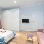 Flamingo Beach By Praia Apartments 아파트